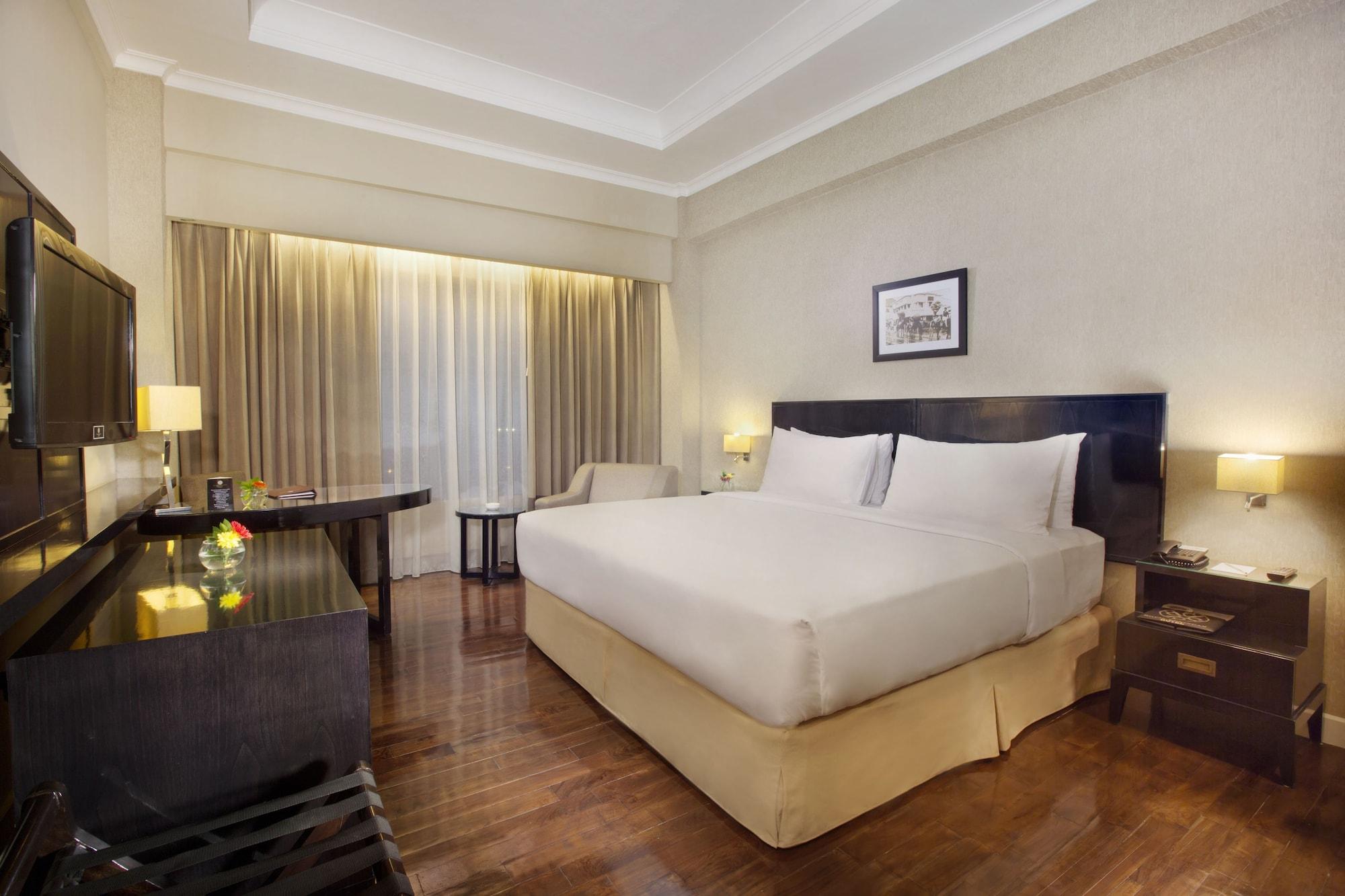 Royal Kuningan Hotel Jakarta Exterior foto