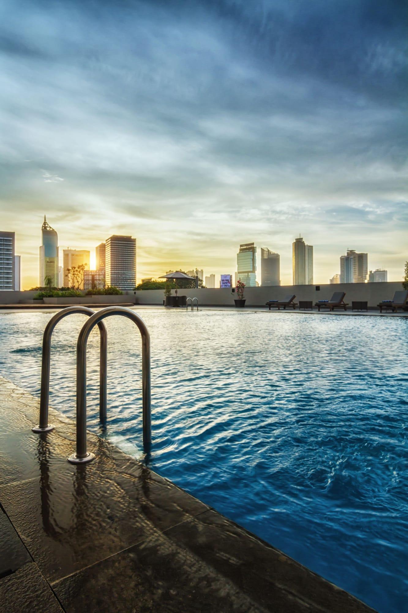 Royal Kuningan Hotel Jakarta Exterior foto