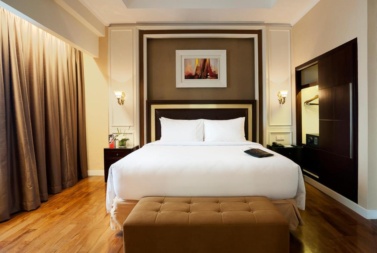Royal Kuningan Hotel Jakarta Exterior foto